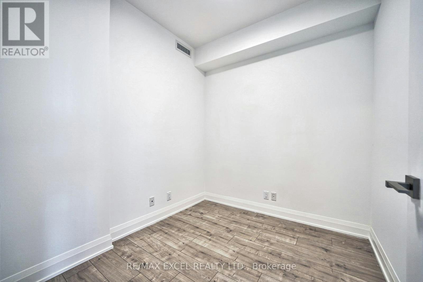 3508-8 Water Walk Drive, Markham, ON, L3R 6L4 - 25
