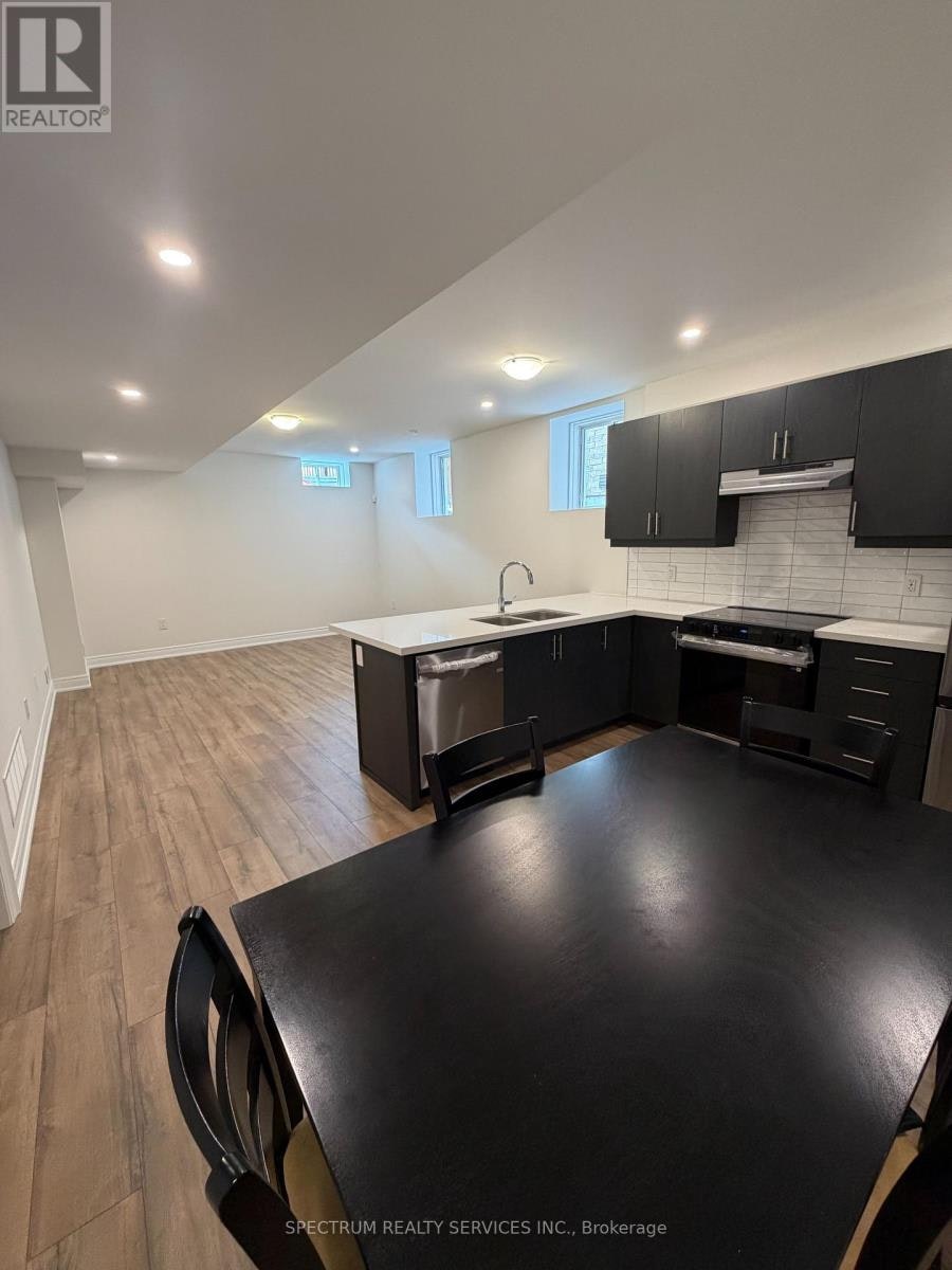 177 Rowe Street, Bradford West Gwillimbury, ON, L3Z 4N2 - 8