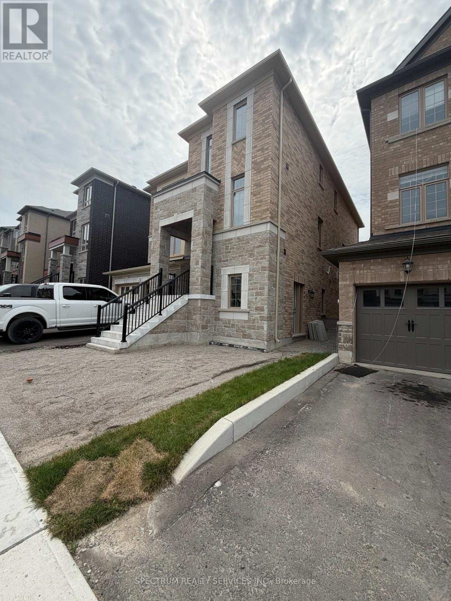 177 Rowe Street, Bradford West Gwillimbury, ON, L3Z 4N2 - 2