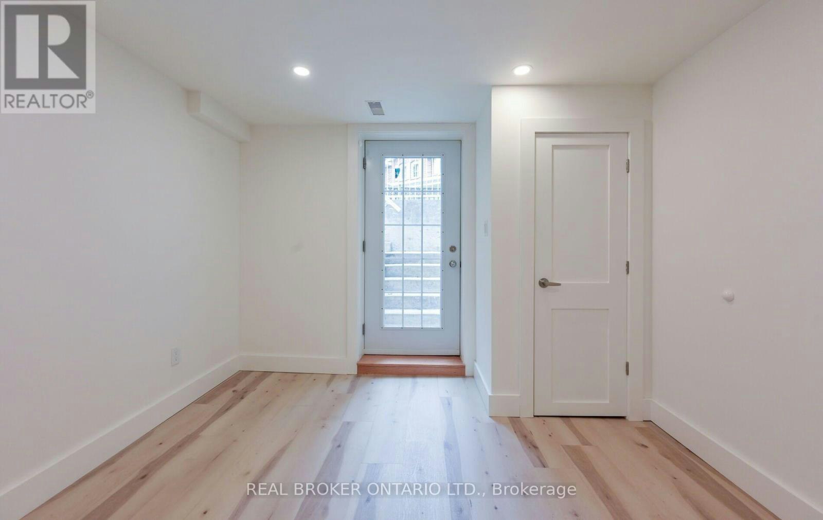 20 Campkin Street, Brampton, ON, L6Y 3G9 - 6