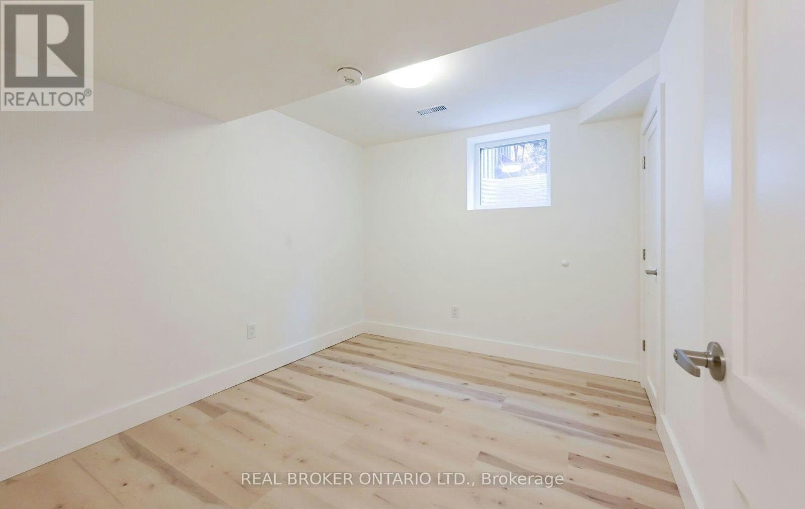 20 Campkin Street, Brampton, ON, L6Y 3G9 - 20