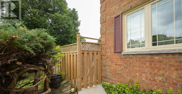 20 Campkin Street, Brampton, ON, L6Y 3G9 - 3