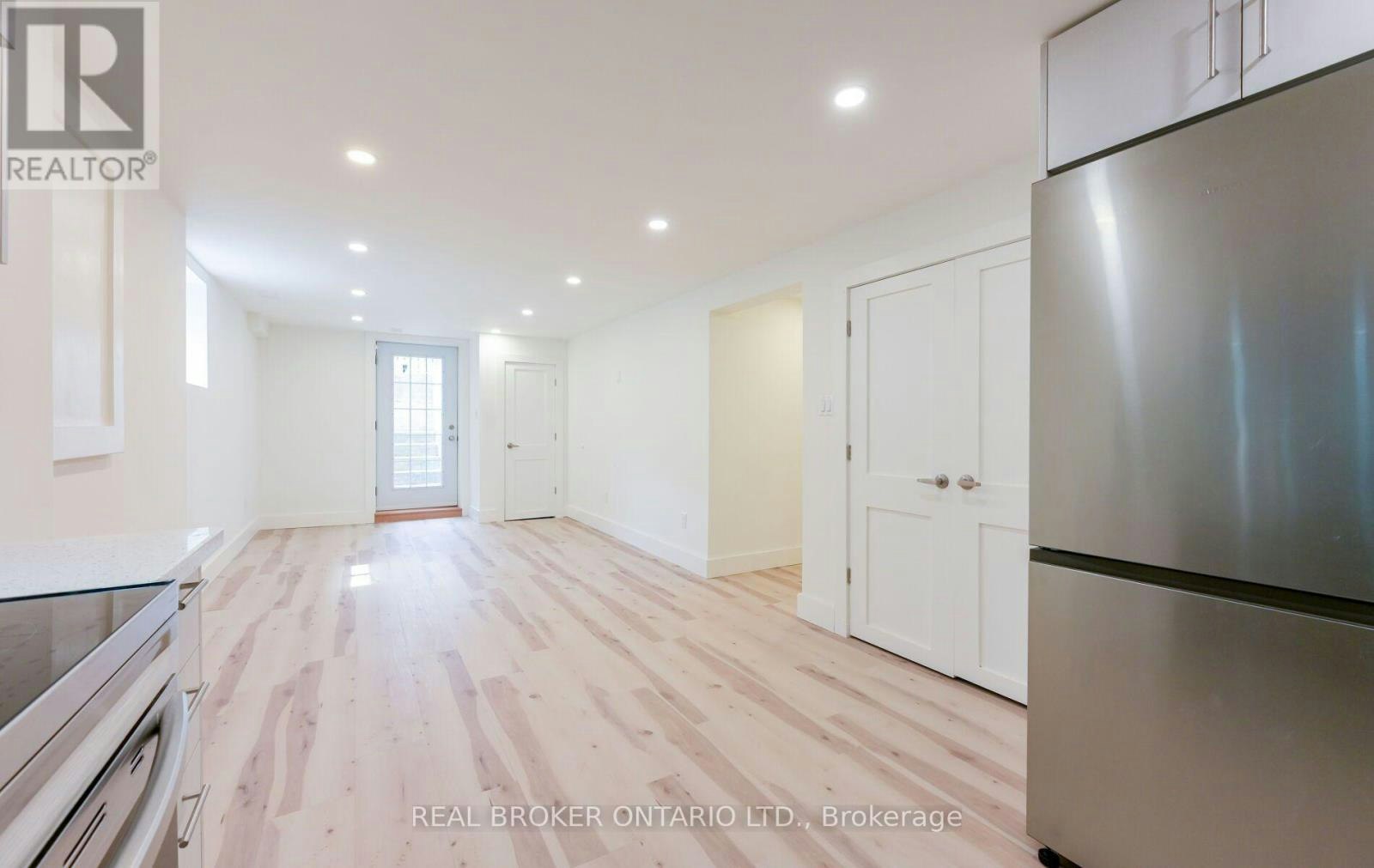 20 Campkin Street, Brampton, ON, L6Y 3G9 - 9