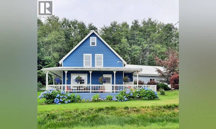 30 Bayview Drive