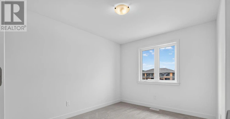 1132 Spoor Street, Ottawa, ON, K2K 1X7 - 31