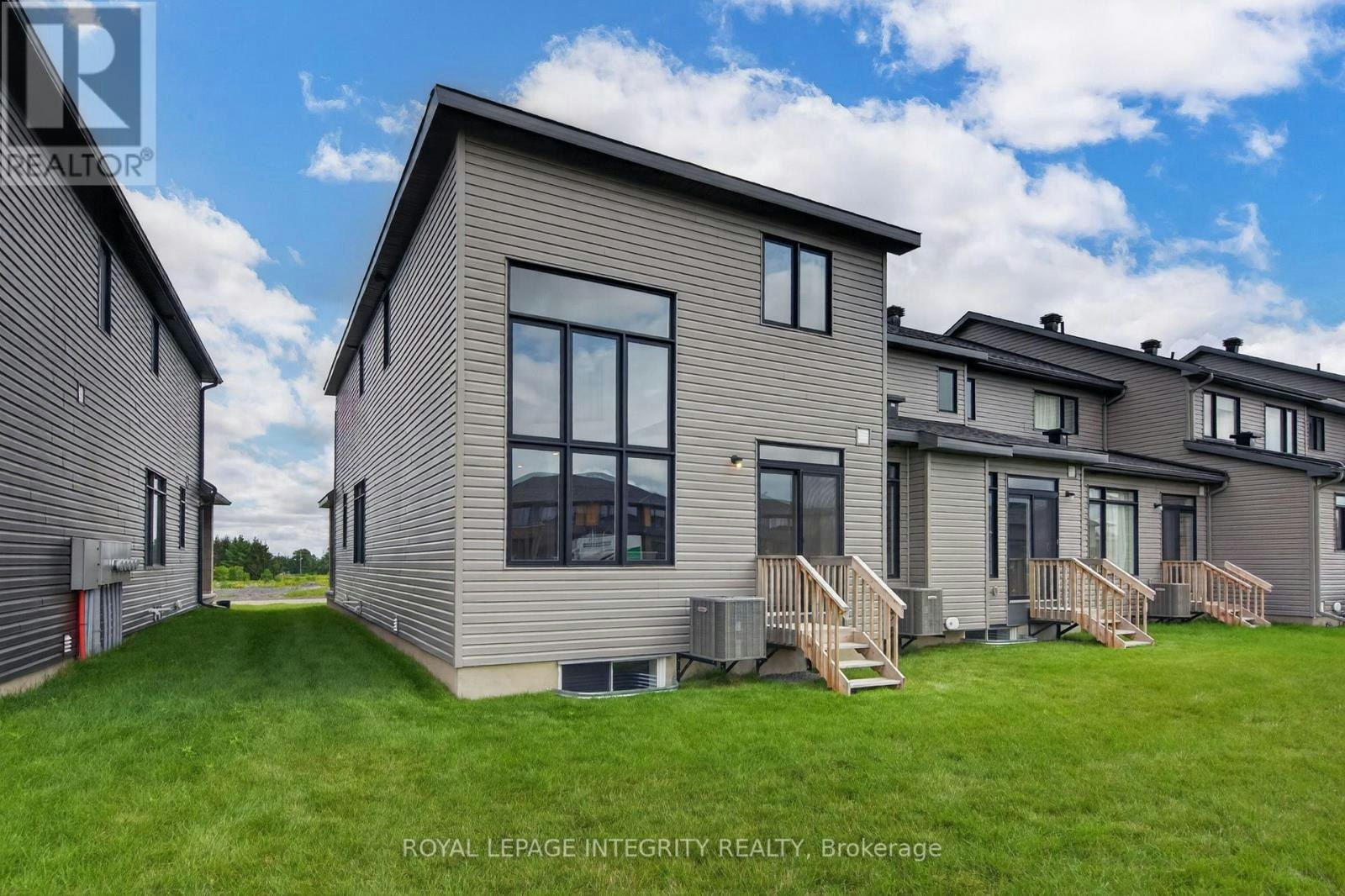 1132 Spoor Street, Ottawa, ON, K2K 1X7 - 39