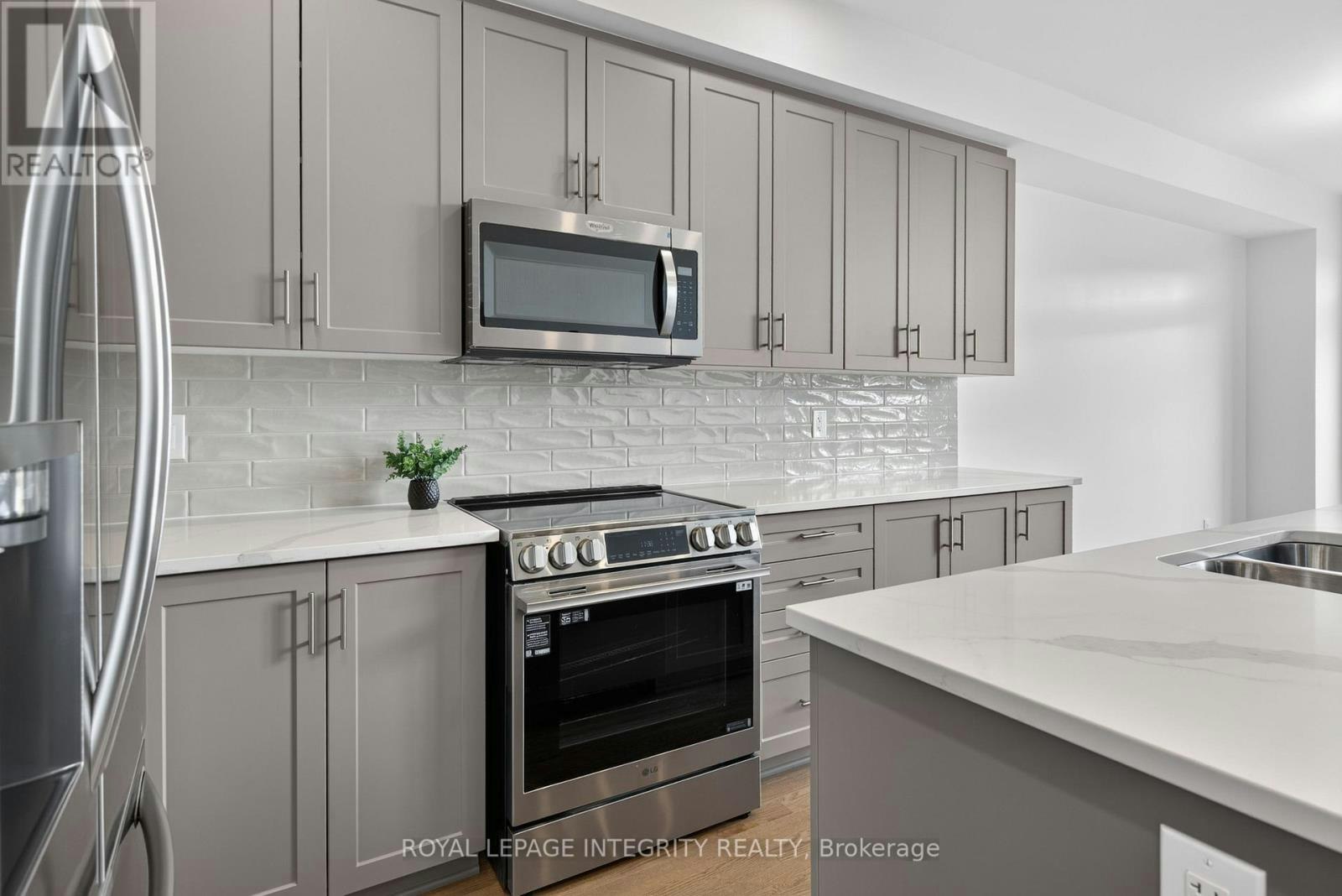 1132 Spoor Street, Ottawa, ON, K2K 1X7 - 10