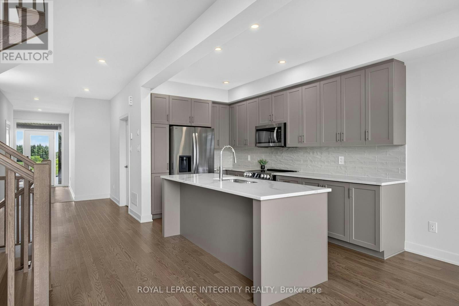 1132 Spoor Street, Ottawa, ON, K2K 1X7 - 7