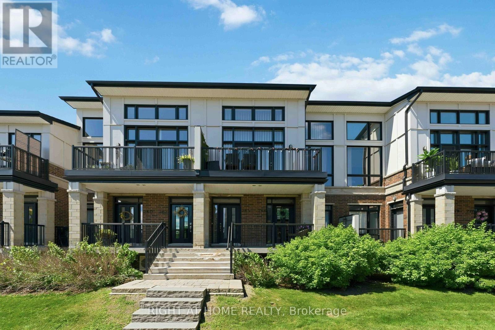 98-264 Pembina Private, Ottawa, ON, K4M 0G7
