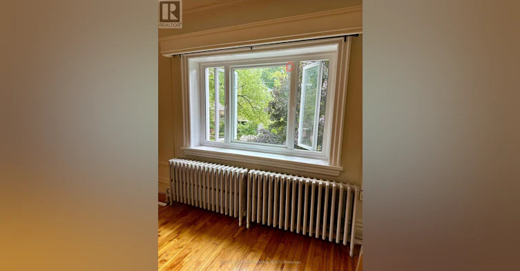 STUDIO 2ND FLOOR-347 Walmer Road, Toronto, ON, M5R 2Y3 - 5