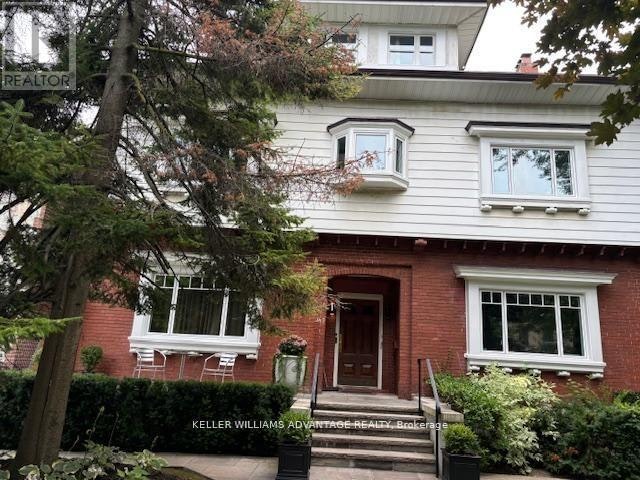 STUDIO 2ND FLOOR-347 Walmer Road, Toronto, ON, M5R 2Y3