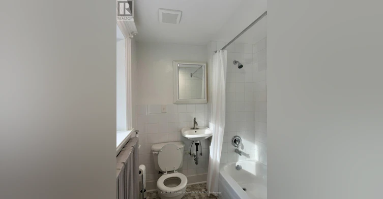 STUDIO 2ND FLOOR-347 Walmer Road, Toronto, ON, M5R 2Y3 - 10