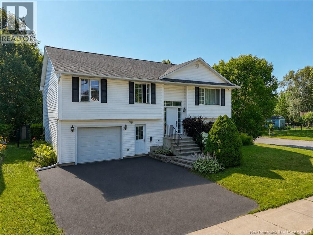 86 Rebecca Drive, Fredericton, NB, E3B 9N4