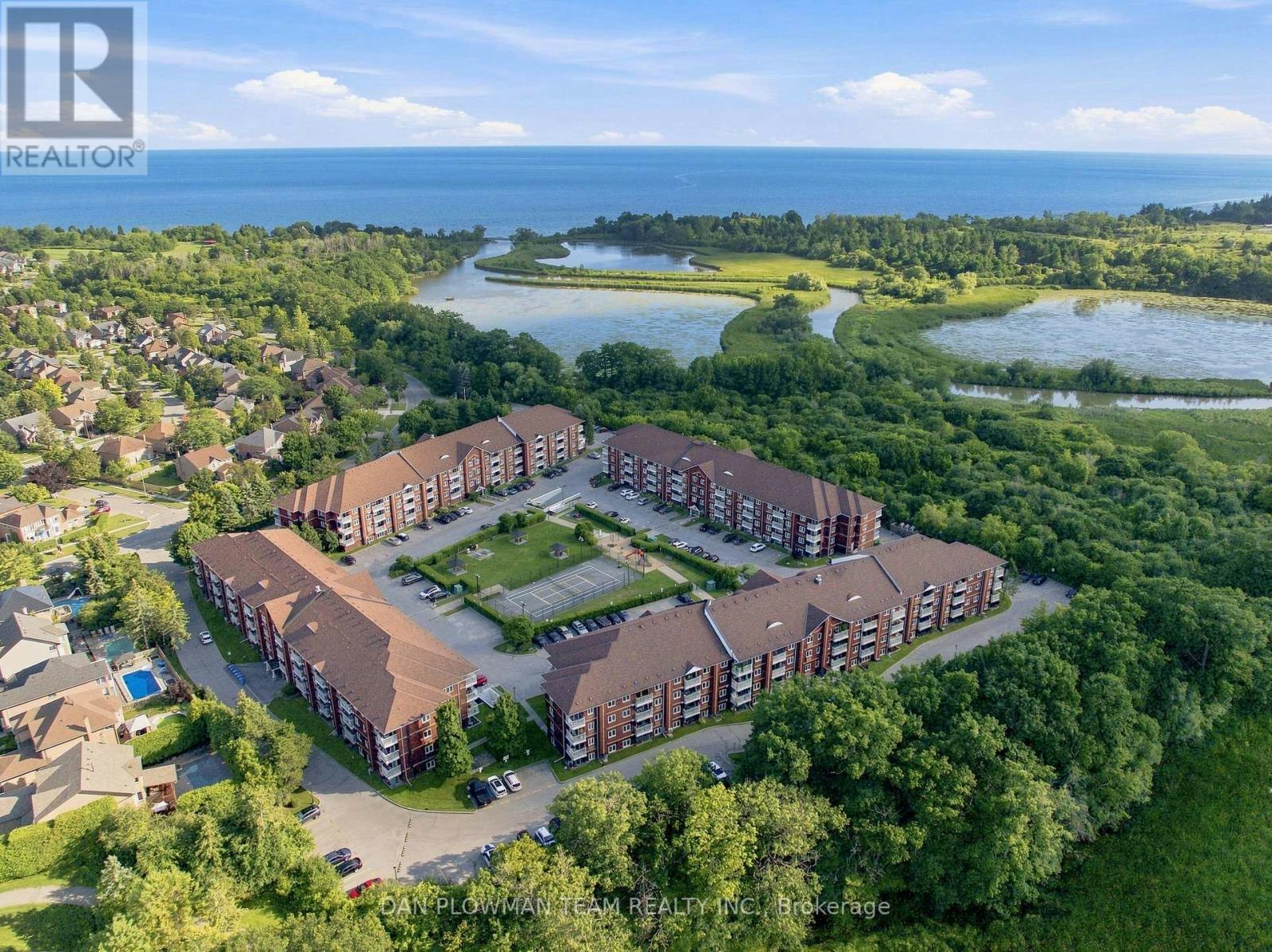 410-191 Lake Driveway Drive W, Ajax, ON, L1S 7H9