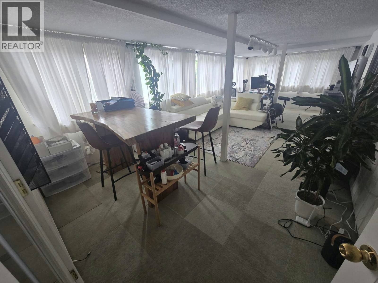 2349 Rosedale Drive, Vancouver, BC, V5P 2R2 - 9
