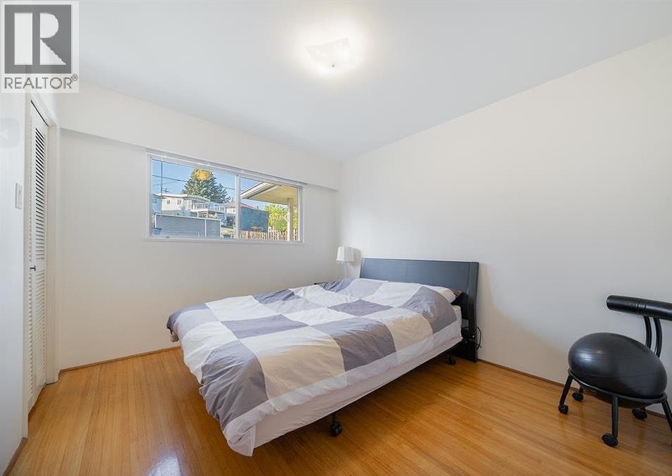 2349 Rosedale Drive, Vancouver, BC, V5P 2R2 - 13