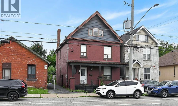 199 Bay Street N