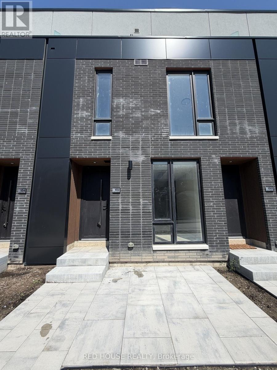 152 Everett Common, St. Catharines, ON, L2P 0G8