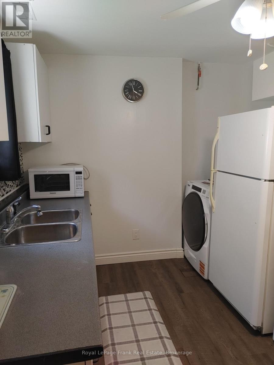 832 Ferndale Street, Oshawa, ON, L1J 5L7 - 5