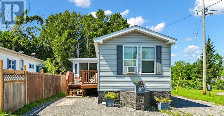 90-3535 St. Joseph Boulevard, Ottawa, ON, K4A 0Z6 - 2