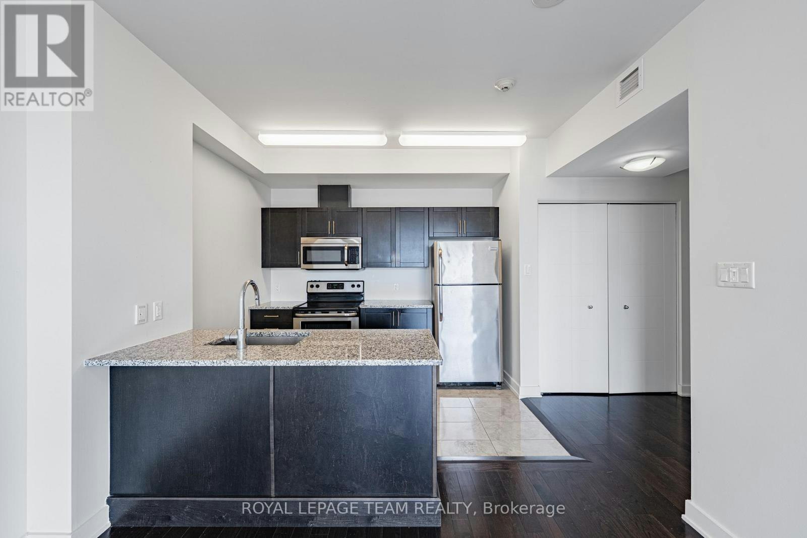 2302-179 Metcalfe Street, Ottawa, ON, K2P 0W1 - 14