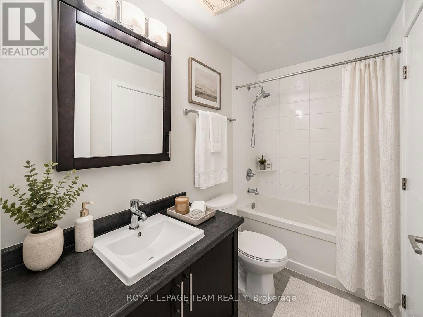 2302-179 Metcalfe Street, Ottawa, ON, K2P 0W1 - 9