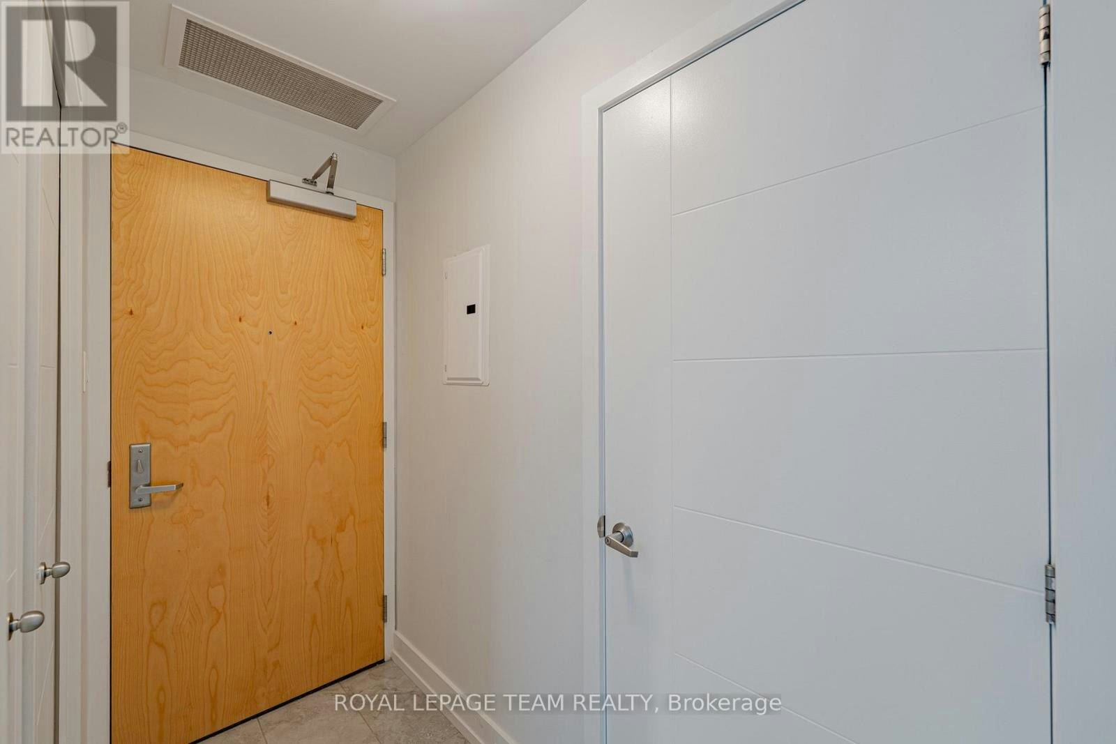 2302-179 Metcalfe Street, Ottawa, ON, K2P 0W1 - 3