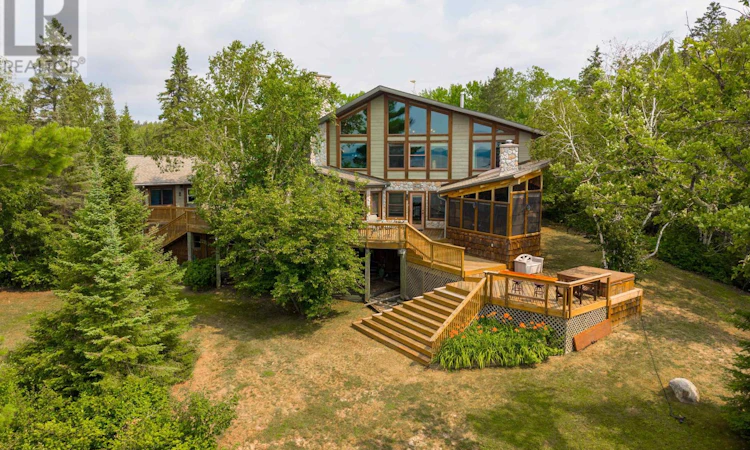 1513 B Storm Bay Road