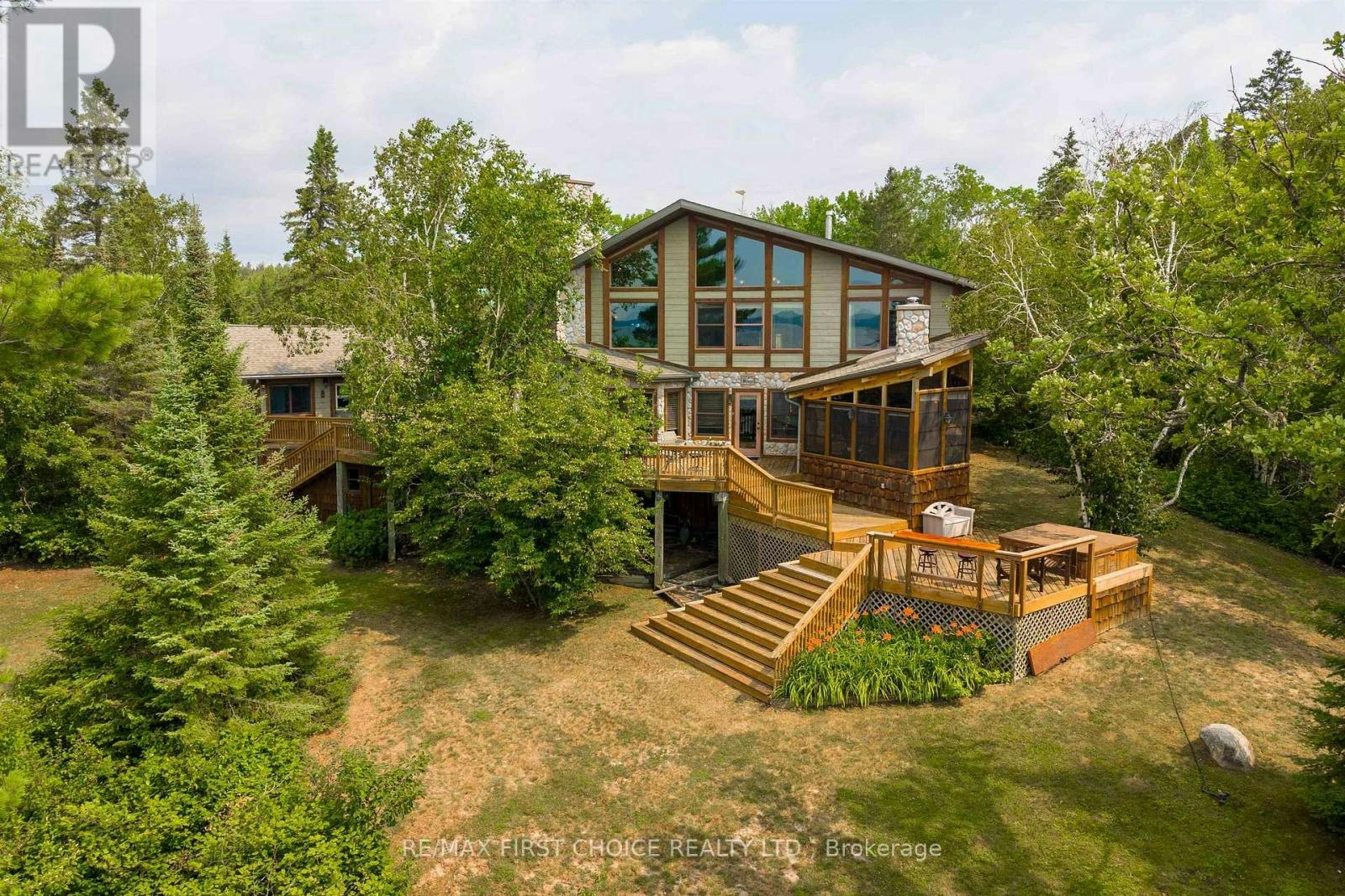 1513 B Storm Bay Road, Kenora, ON, P0X 1H0