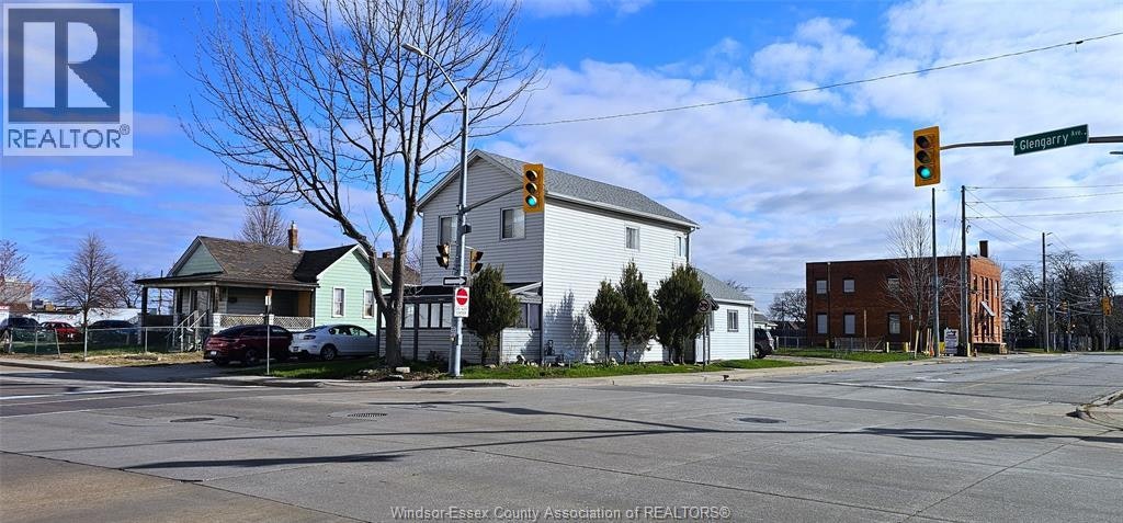 194 Glengarry Avenue, Windsor, ON, N9A 1P2