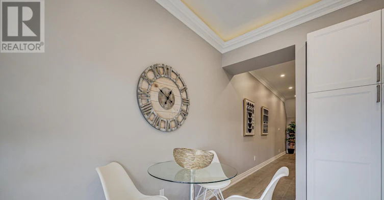 MAIN&2ND FLOOR-916 Manning Avenue, Toronto, ON, M6G 2X4 - 8