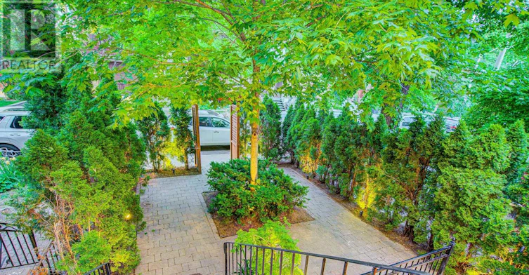 MAIN&2ND FLOOR-916 Manning Avenue, Toronto, ON, M6G 2X4 - 2