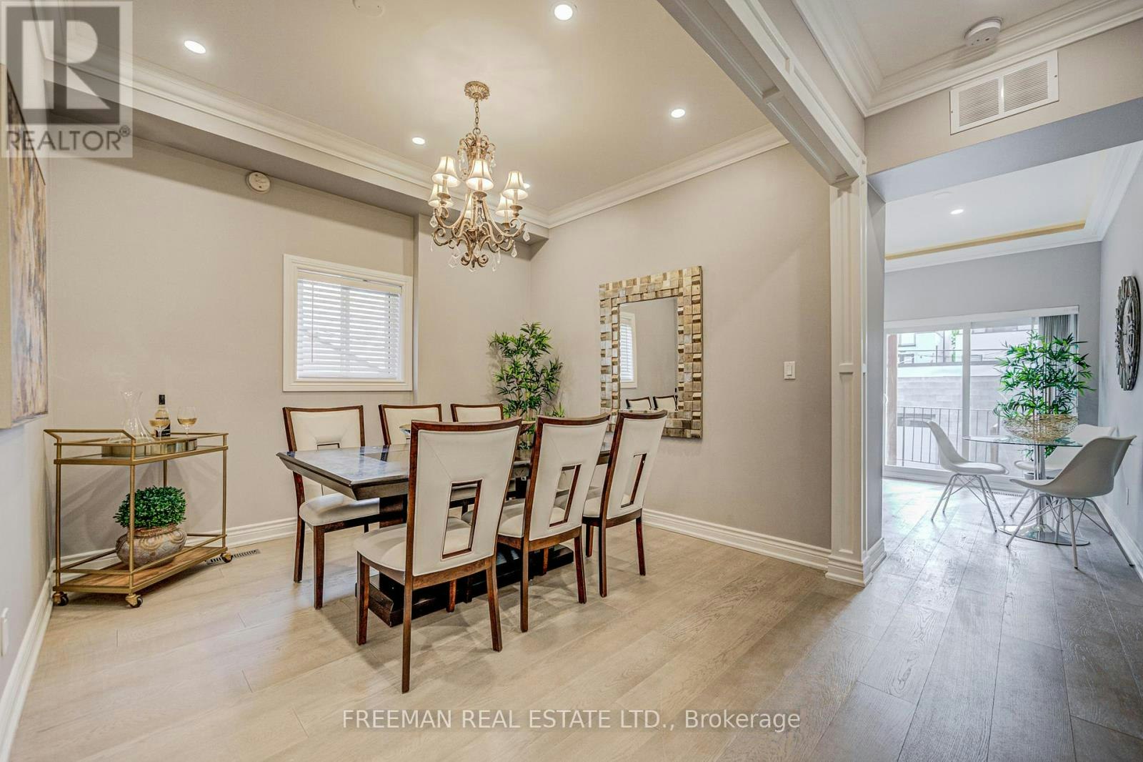 MAIN&2ND FLOOR-916 Manning Avenue, Toronto, ON, M6G 2X4 - 9