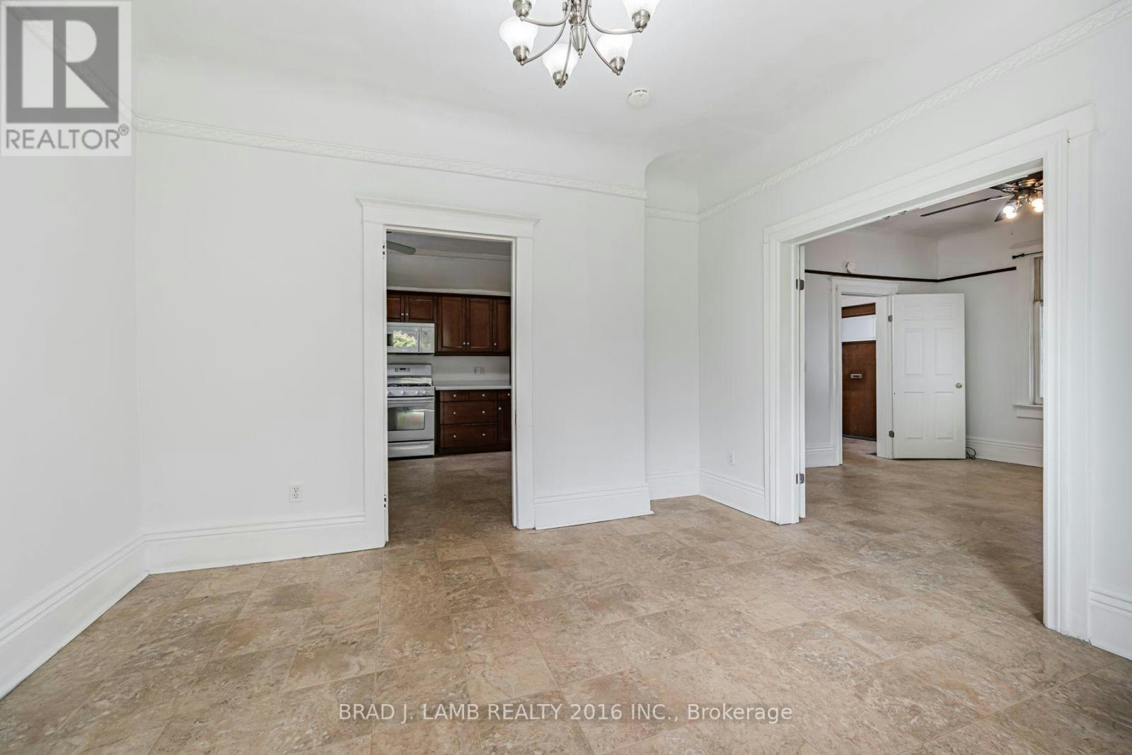 MAIN And Upper 12 Sibley Avenue, Toronto, ON, M4C 5E7 - 13