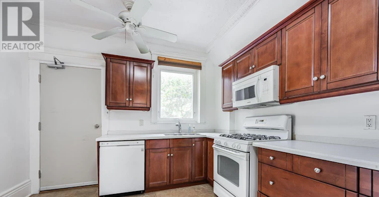 MAIN And Upper 12 Sibley Avenue, Toronto, ON, M4C 5E7 - 17