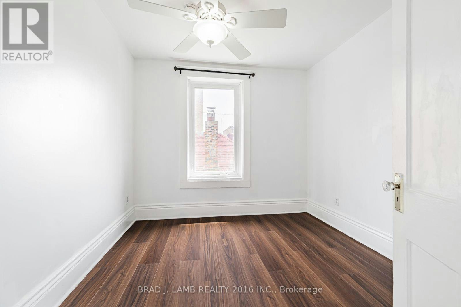 MAIN And Upper 12 Sibley Avenue, Toronto, ON, M4C 5E7 - 28