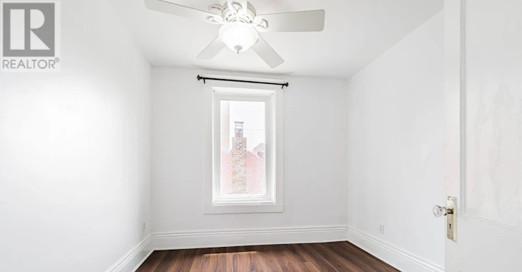 MAIN And Upper 12 Sibley Avenue, Toronto, ON, M4C 5E7 - 28