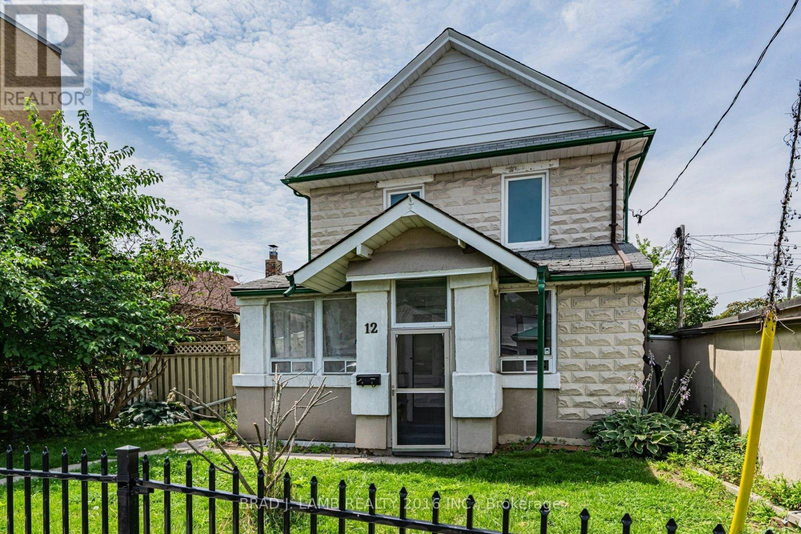 MAIN And Upper 12 Sibley Avenue, Toronto, ON, M4C 5E7 - 2