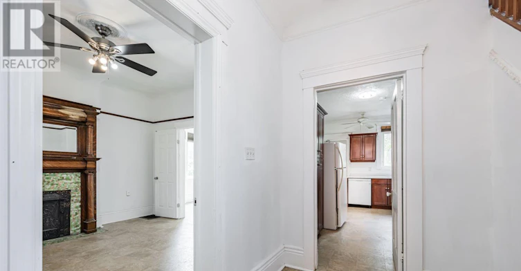 MAIN And Upper 12 Sibley Avenue, Toronto, ON, M4C 5E7 - 8