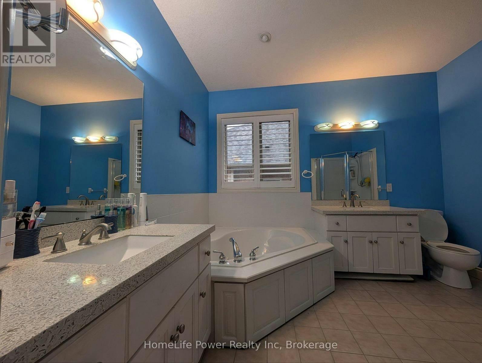 228 The Lions Gate, Waterloo, ON, N2L 6M5 - 17