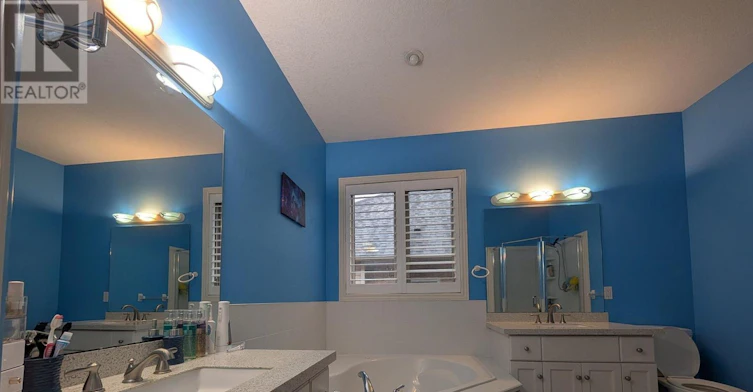 228 The Lions Gate, Waterloo, ON, N2L 6M5 - 17