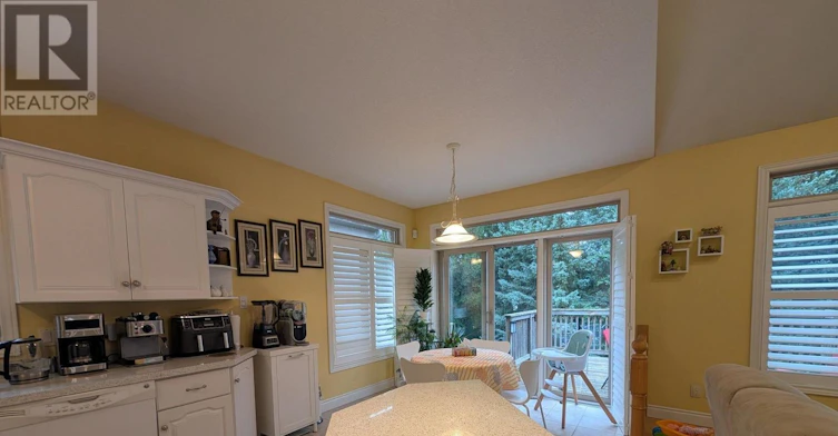 228 The Lions Gate, Waterloo, ON, N2L 6M5 - 7