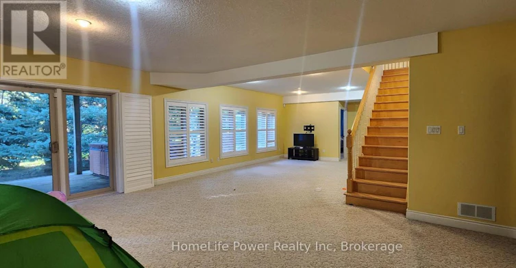 228 The Lions Gate, Waterloo, ON, N2L 6M5 - 23