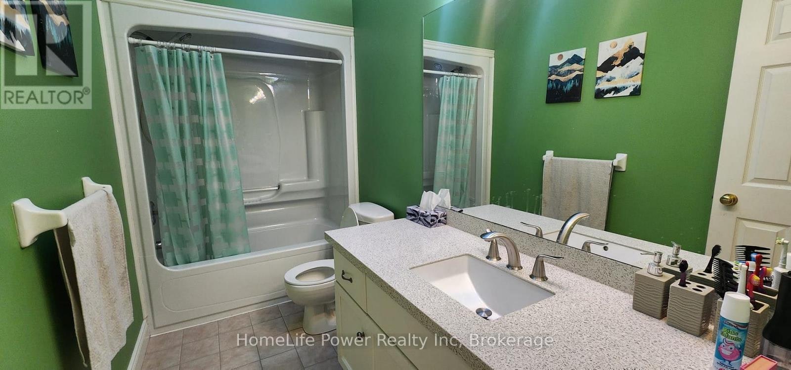 228 The Lions Gate, Waterloo, ON, N2L 6M5 - 18