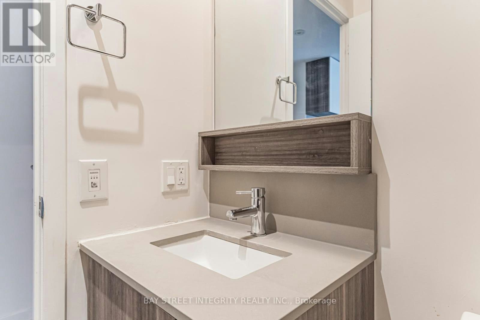 4712-5 Buttermill Avenue, Vaughan, ON, L4K 0J5 - 7