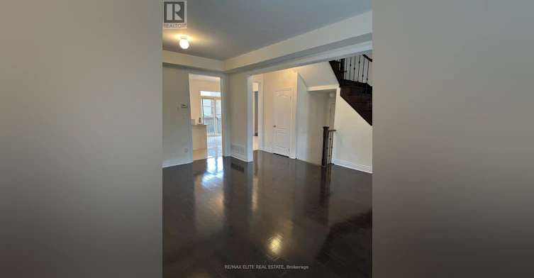 959 Ernest Cousins Circle, Newmarket, ON, L3X 0B7 - 5