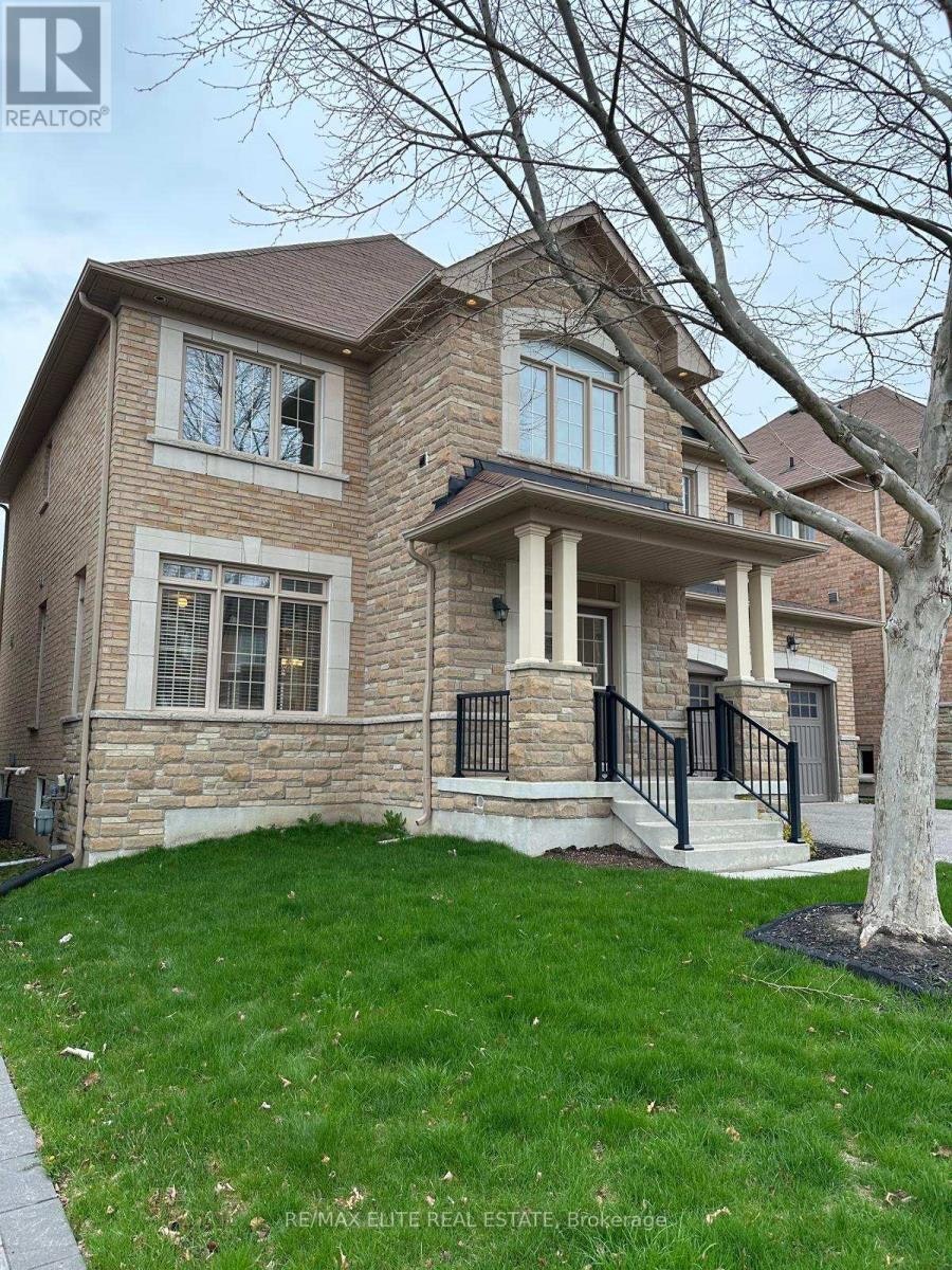 959 Ernest Cousins Circle, Newmarket, ON, L3X 0B7 - 2