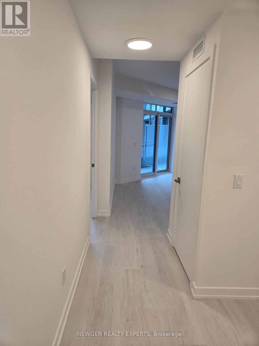 244-2501 Saw Whet Boulevard, Oakville, ON, L6M 5N2 - 2