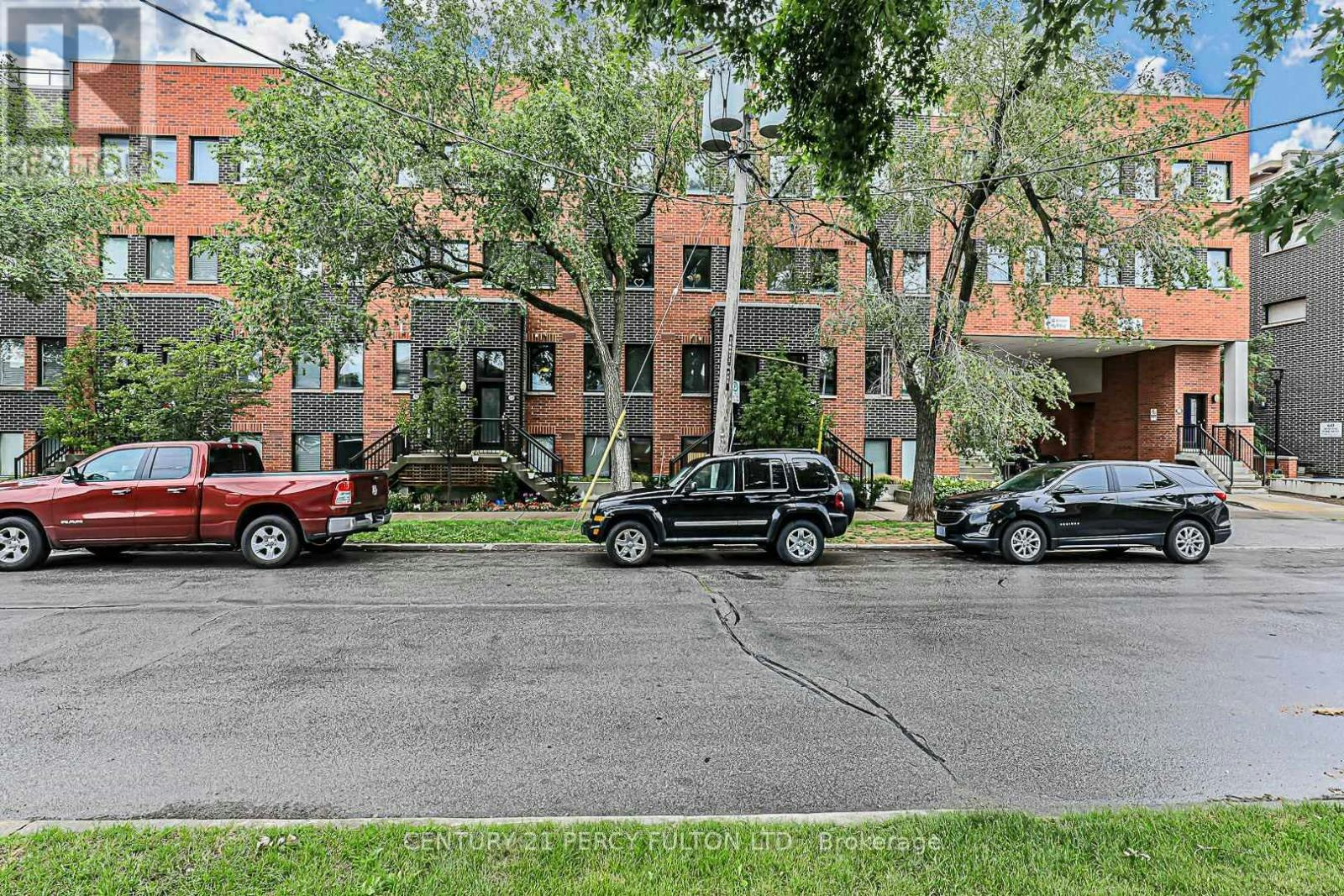 7-68 Winston Park Boulevard, Toronto, ON, M3K 1C3