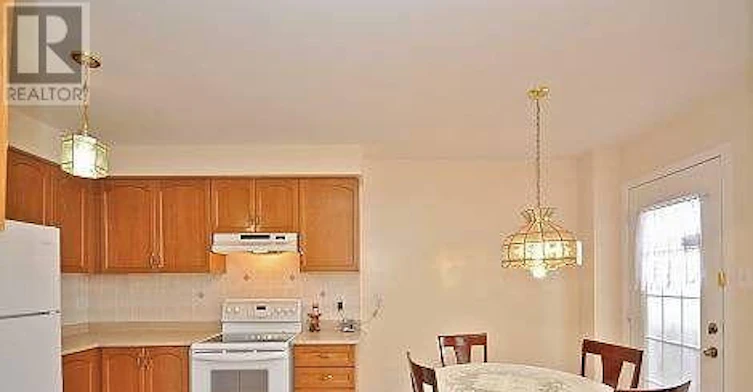 48 Tideland Drive, Brampton, ON, L7A 2W2 - 2
